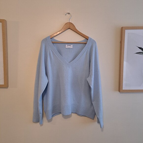 Old Navy SoSoft Loose V-Neck Sweater - Picture 1 of 5